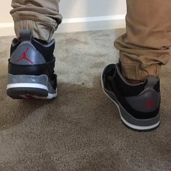 Size 10 men's Jordans