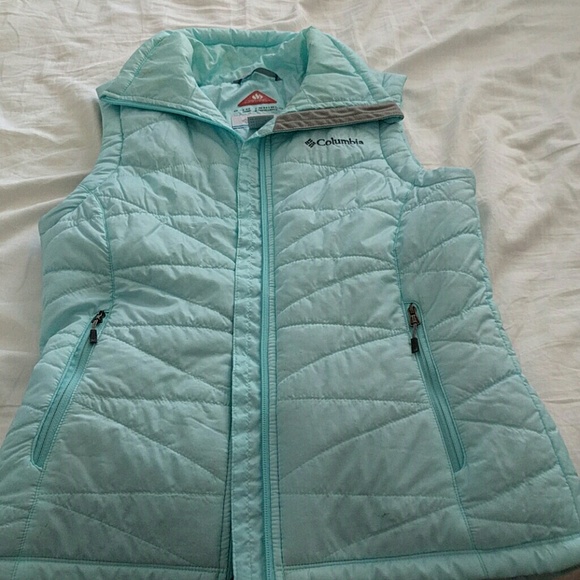 Columbia omni shield vest