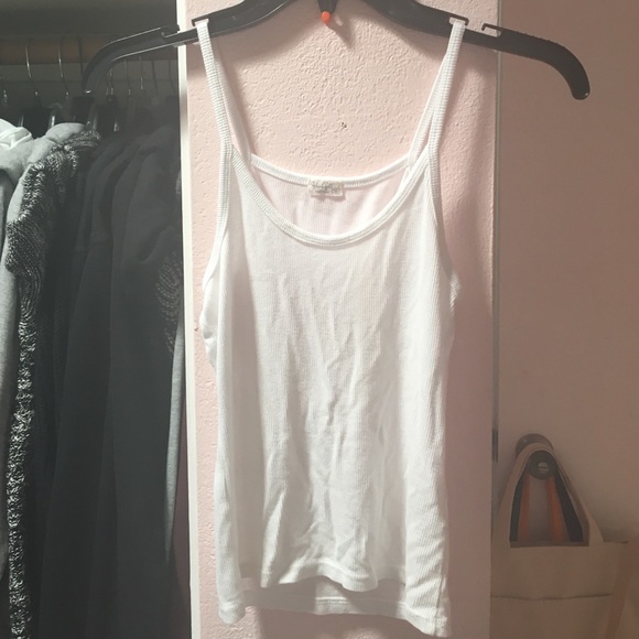 Brandy Melville Ribbed James Tank Top