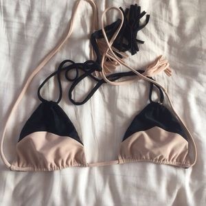 acacia uns top in storm and naked