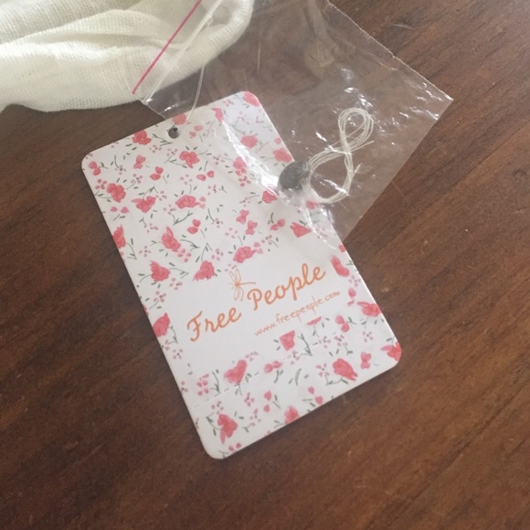 Free People off-the-shoulder top - Picture 3 of 3