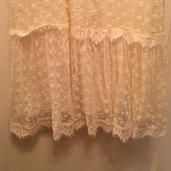 Dress - Picture 3 of 4