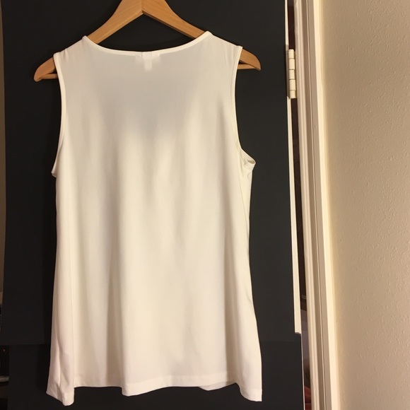 Ivory top - Picture 2 of 3