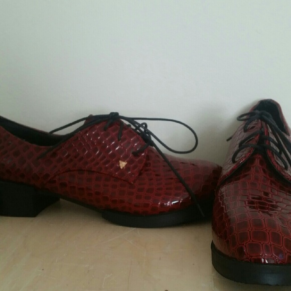 Faux snakeskin red oxfords