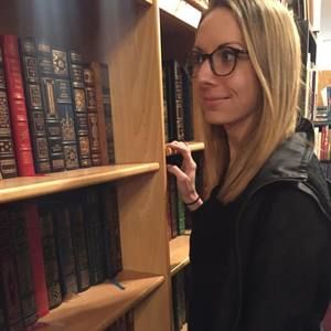 Meet your Posher, Emily