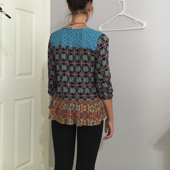 Pretty blouse - Picture 3 of 4