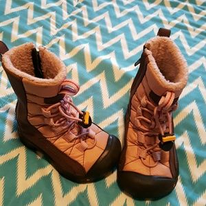 Toddler girls Keen snow boots