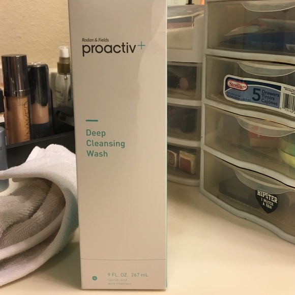 Proactiv + deep cleansing wash