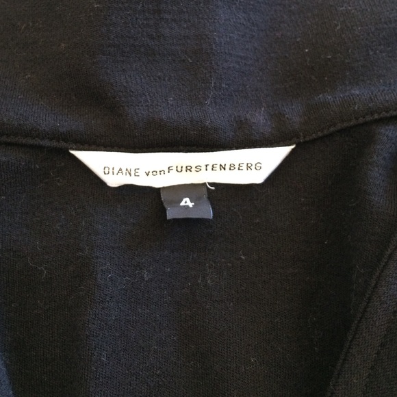 Diane von Furstenberg black wrap top