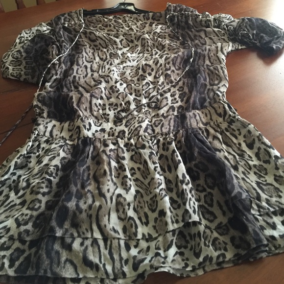 Dress - Picture 2 of 4
