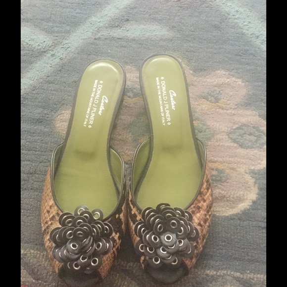 Couture Donald j Pliner snake skin size 8 1/2