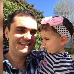 Meet your Posher, Firas