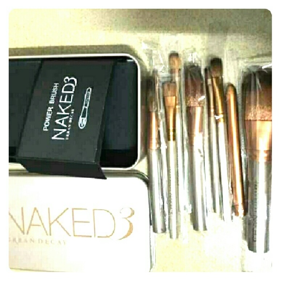 **BRAND NEW IN BOX** 12PC make up brush set