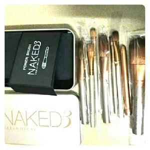 **BRAND NEW IN BOX** 12PC make up brush set