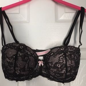 💕SALE: VS Pink Lace Bra