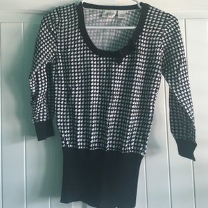 Houndstooth sweater
