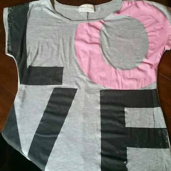 Love T-shirt