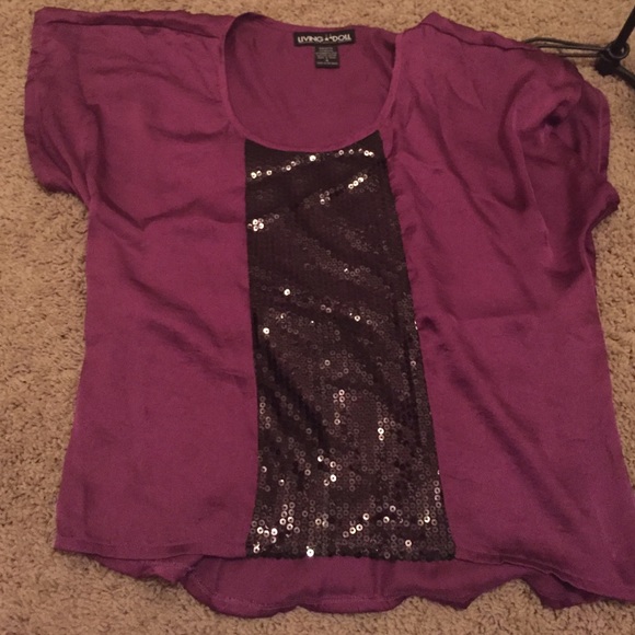 Women's too gently used
