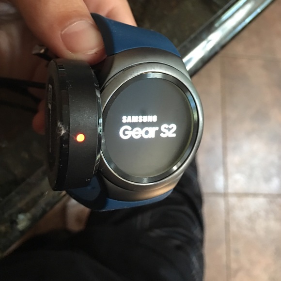 Samsung Gear S2 Watch - Picture 3 of 4