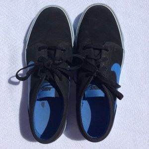 Nike Boys Sneakers