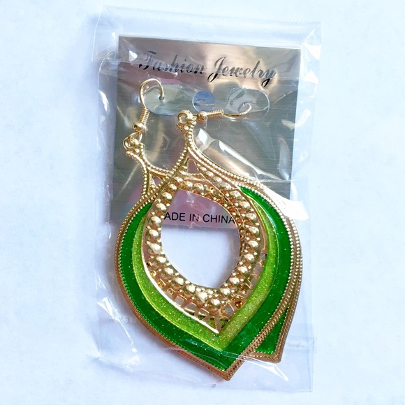 SPARKLY GREEN & GOLD BOHO EARRINGS - Picture 2 of 2