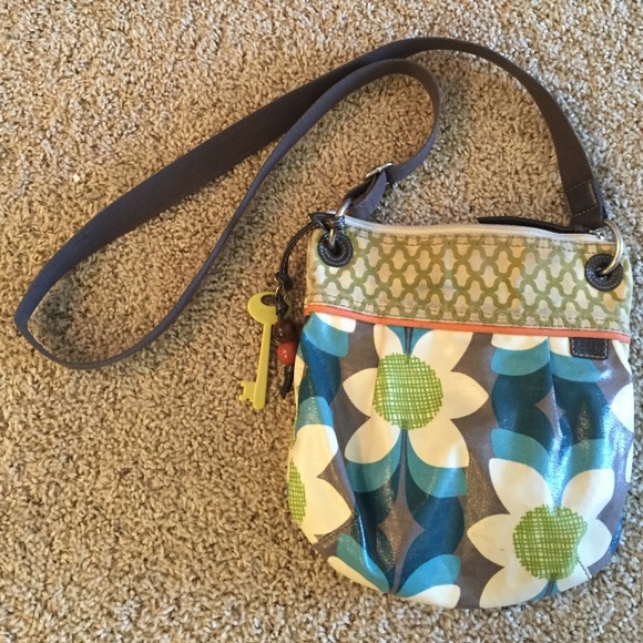 Fossil key-per purse