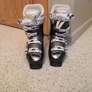 Rossignol Kiara Sensor 50 Women's Ski Boot
