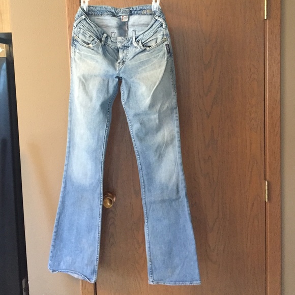 Silver Jeans - Picture 3 of 3