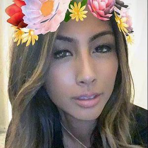 Meet your Posher, Vanessa