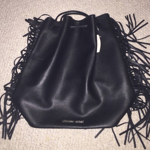 Black vs fringe bag