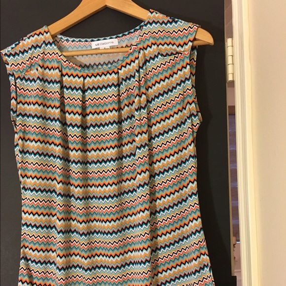 Modern Liz Claiborne shirt with zig zag design