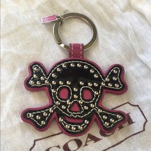 Coach skull keychain