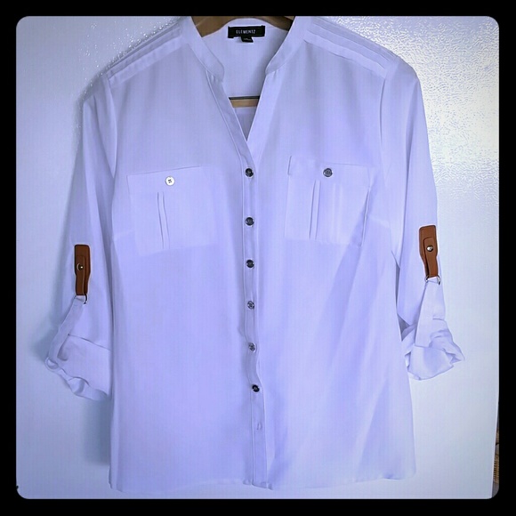 White dress shirt