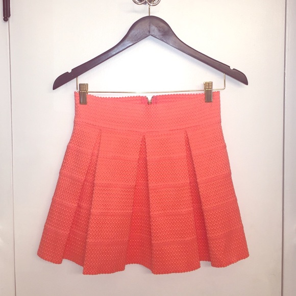 Pristine - Coral Skater Skirt (Small)