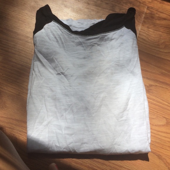 short sleeve tee - Picture 1 of 2