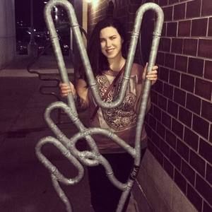 Meet your Posher, Elisabeth