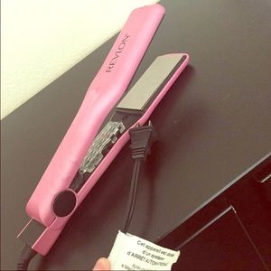 Pink Revlon Straightener