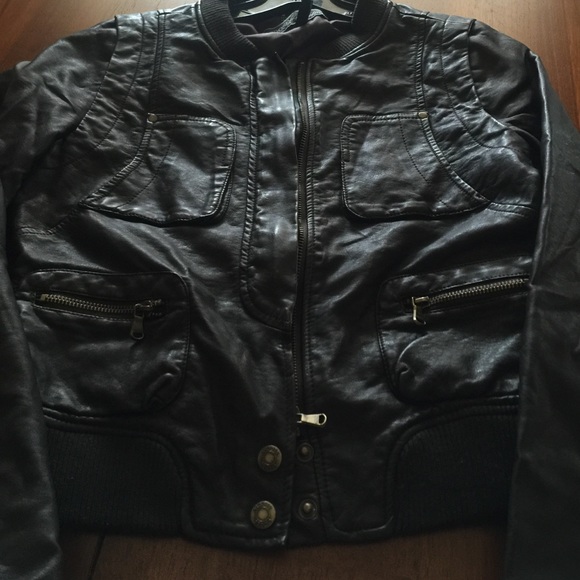 Jacket - Picture 2 of 4