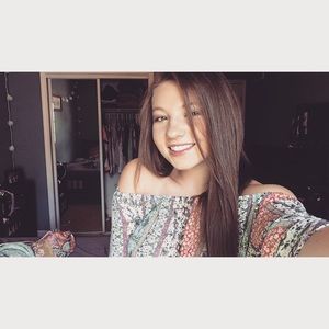 Meet your Posher, Madelyn