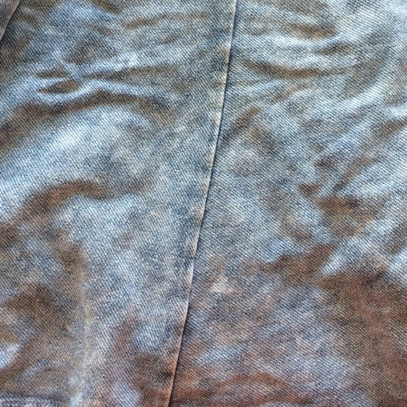 Skirt - Picture 2 of 2