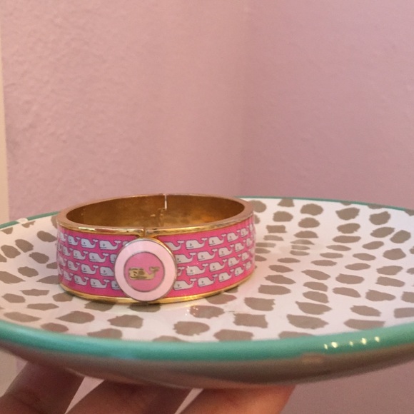 Pink whale vineyard bracelet