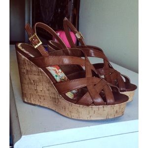 Madden girl wedges