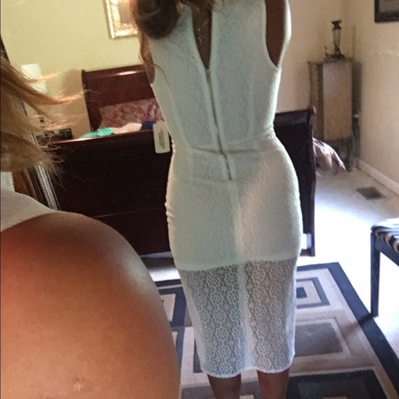 New. - Picture 4 of 4