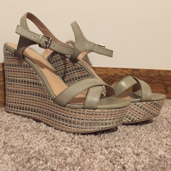LC Lauren Conrad Shoes - Lauren Conrad Metallic Grey Wedges