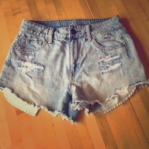 American Eagle High Waisted jean shorts!