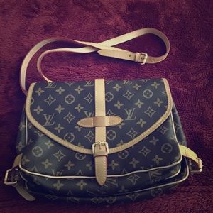 @girly401 Crossbody Bag