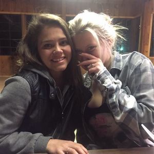 Meet your Posher, Mira