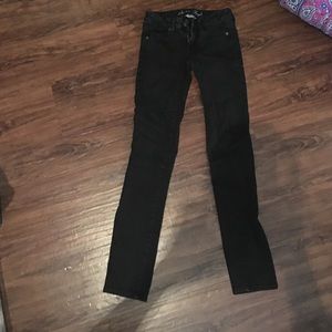 Black skinny jeans