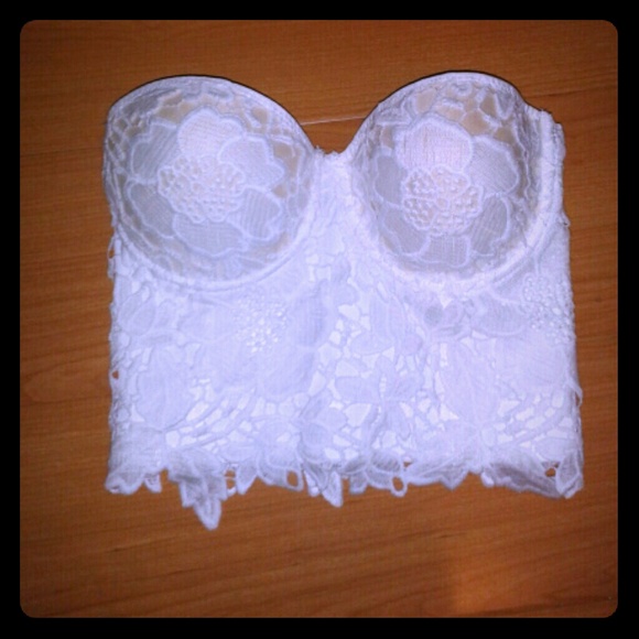 Strapless padded crop top