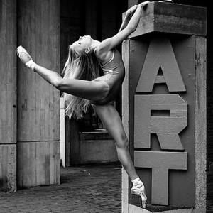 Meet your Posher, Laurie